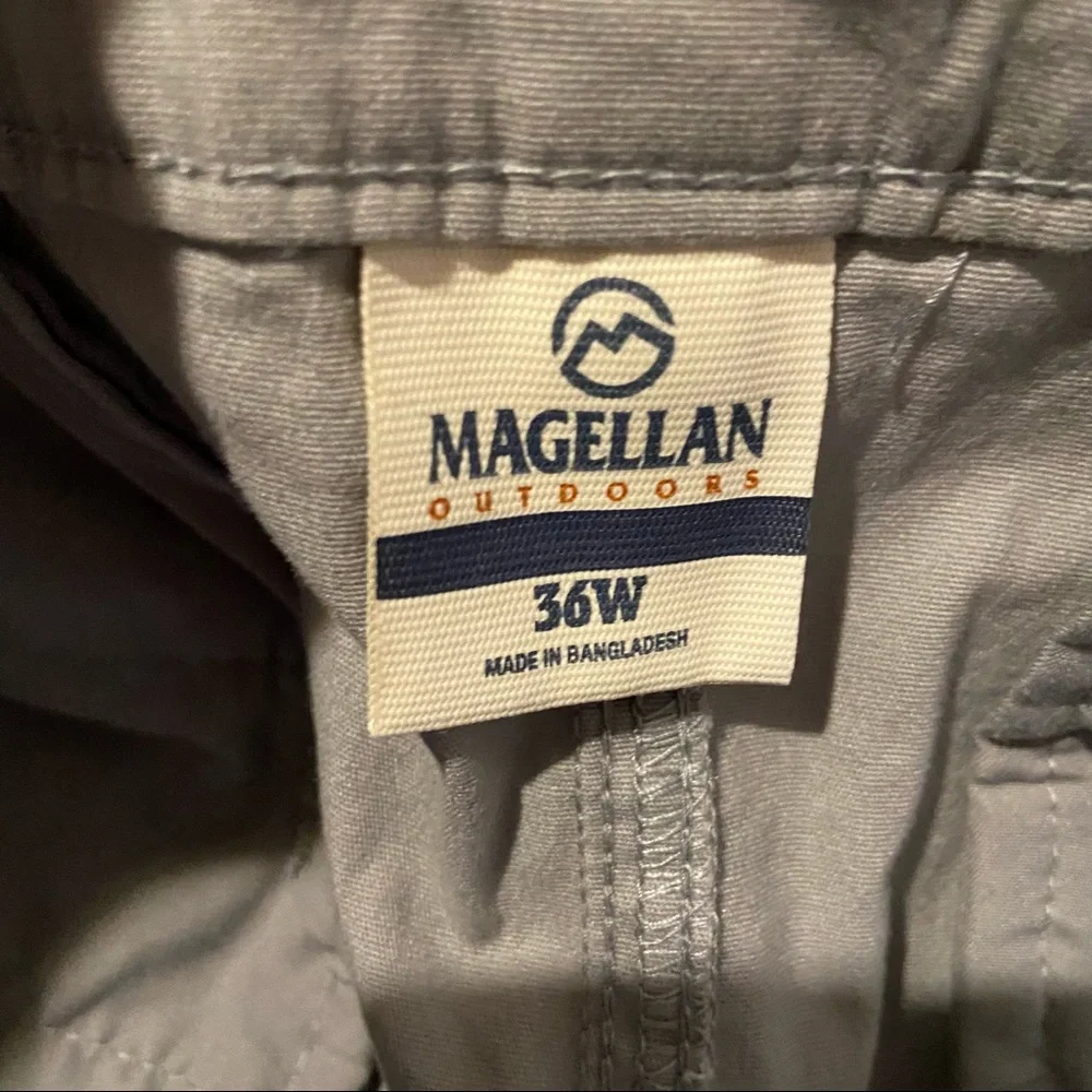 Magellan Outdoors Gray Chino Shorts Flat Front Hiking Camping Gorpcore Men Sz 36